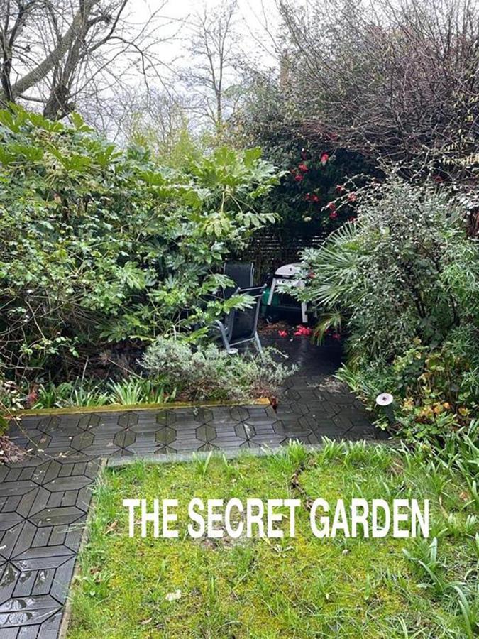 Luxury Large 1 Bed Apartment With Garden In Hampstead Min 3 Nights Londen Buitenkant foto